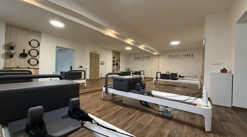 neutralni-postaveni-panve-pilates.jpg